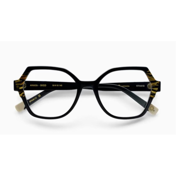 ETNIA BARCELONA ANAKA BKGD